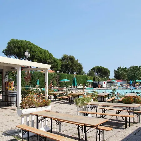 Holiday home Locazione Turistica Camping Classe - Ldd101 *